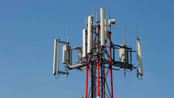 Antennas on a mobile radio site